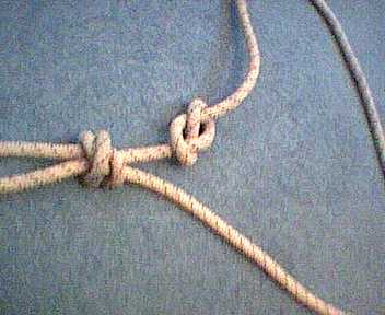 Close up of knot.